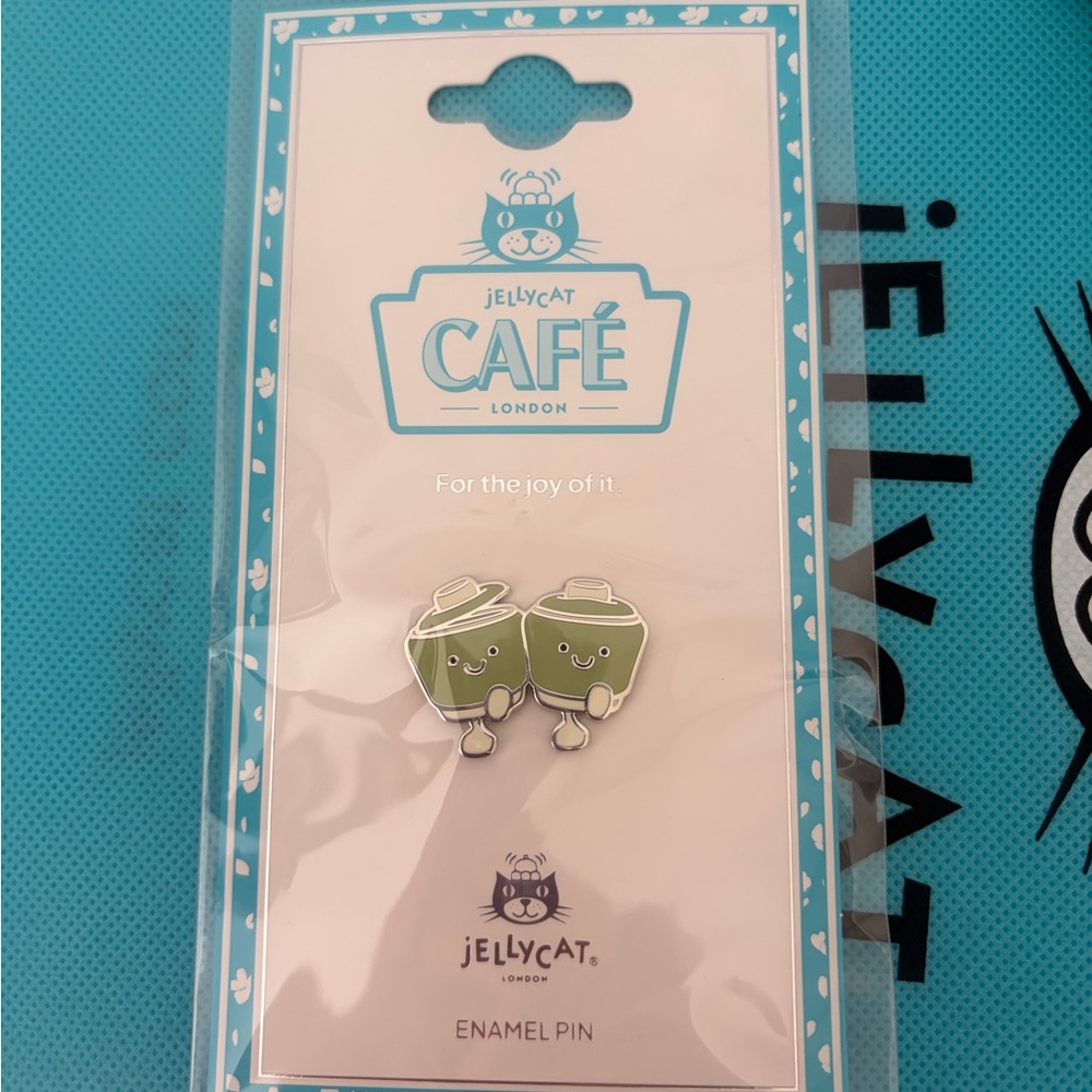 Jellycat Shanghai Exclusive Set (Bear, Teapot, Teacups) 3 Stickers and 3 pins - Picture 11 of 12